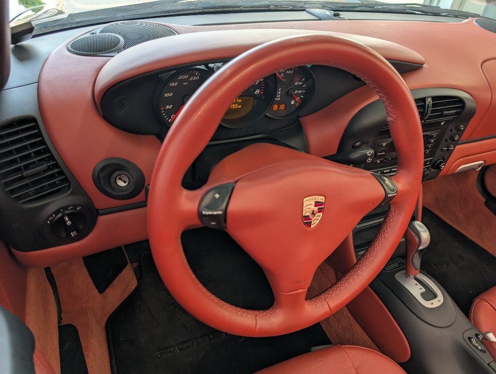 Porsche Boxster CUIR ROUGE, AUTOMATIQUE, 2004 à Magog, Québec - 13 - w1024h768px