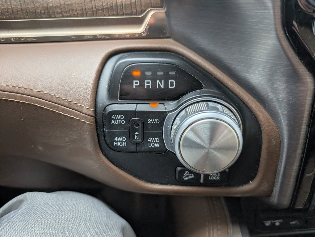 2019 Ram 1500 Laramie Longhorn in Magog, Quebec - 19 - w1024h768px