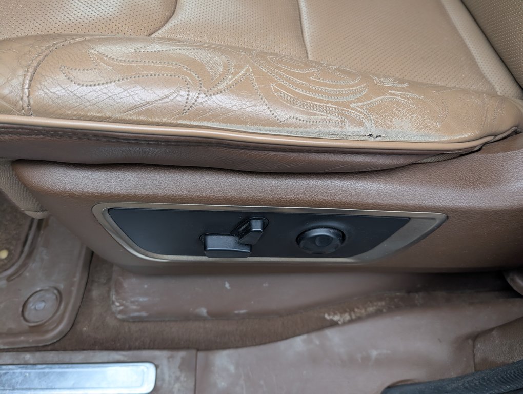 2019 Ram 1500 Laramie Longhorn in Magog, Quebec - 15 - w1024h768px