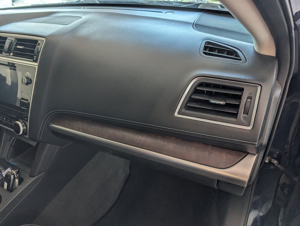 2018 Subaru Outback Limited AWD, in Magog, Quebec - 10 - w1024h768px