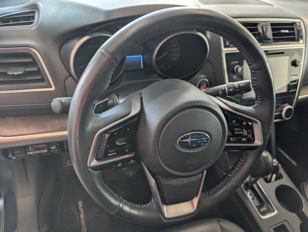 2018 Subaru Outback Limited AWD, in Magog, Quebec - 13 - w1024h768px