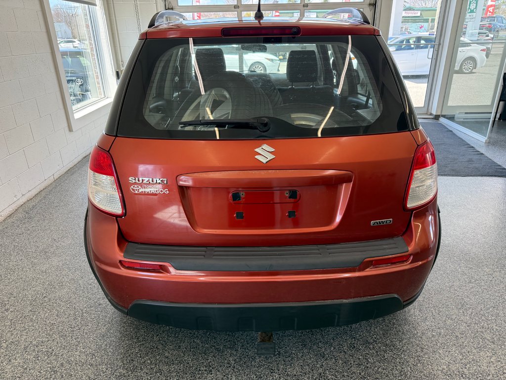 2010 Suzuki SX4 Hatchback JX AWD in Magog, Quebec - 4 - w1024h768px