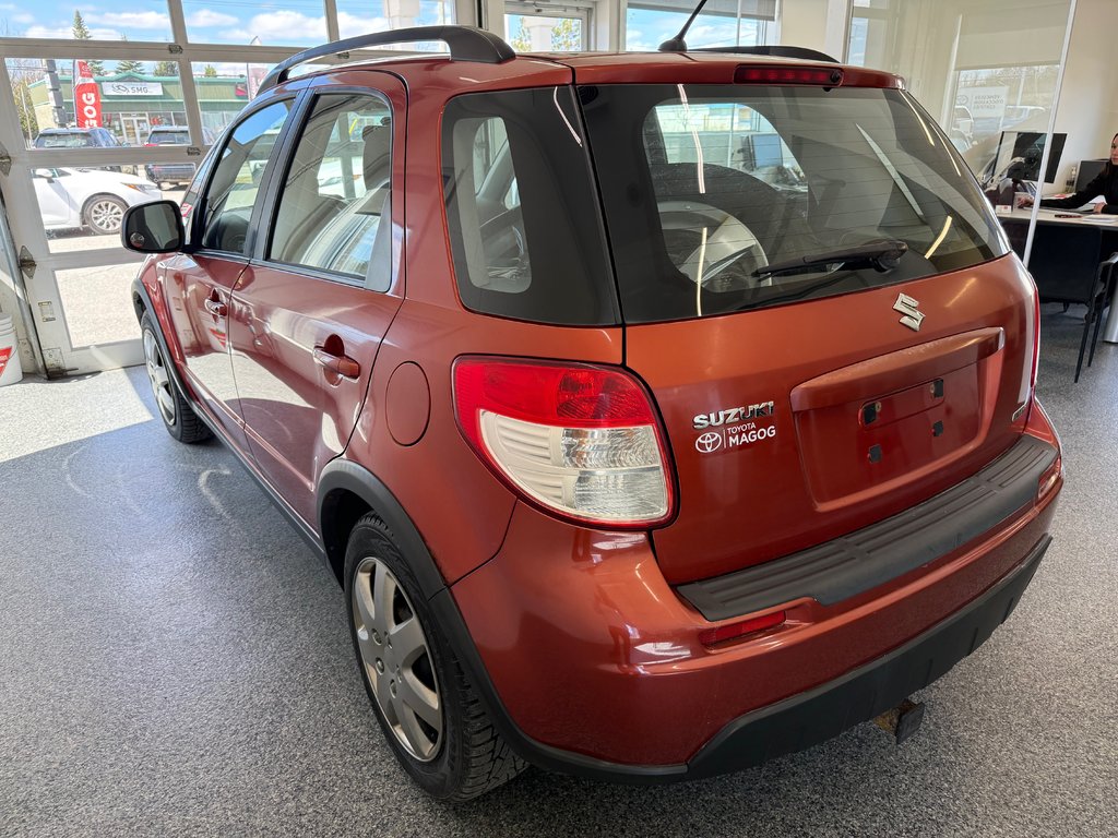 2010 Suzuki SX4 Hatchback JX AWD in Magog, Quebec - 5 - w1024h768px