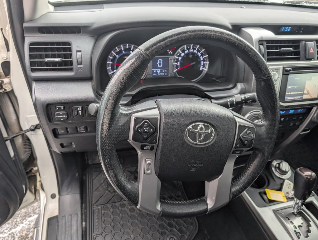 Toyota 4Runner LIMITED AWD 7 PASSAGERS, 2015 à Magog, Québec - 16 - w1024h768px