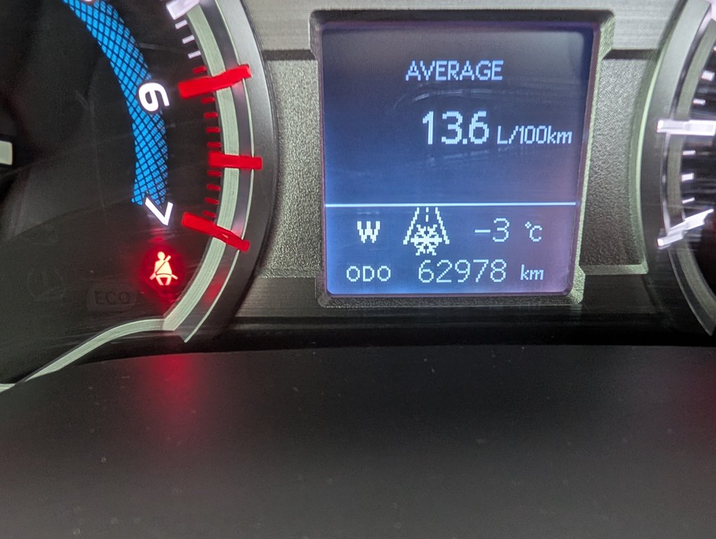 Toyota 4Runner LIMITED AWD 7 PASSAGERS, 2015 à Magog, Québec - 29 - w1024h768px