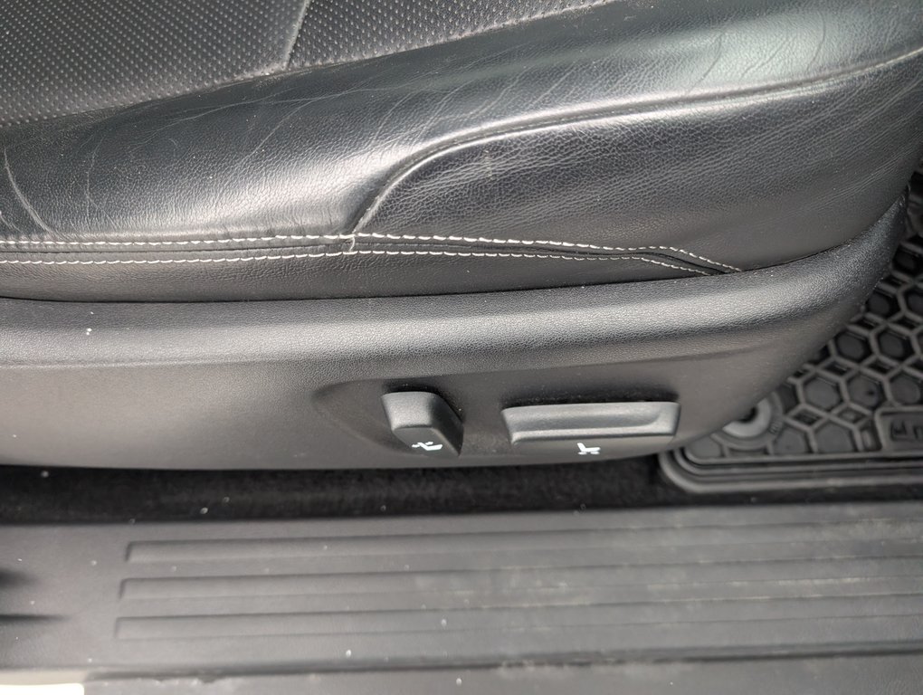 Toyota 4Runner LIMITED AWD 7 PASSAGERS, 2015 à Magog, Québec - 13 - w1024h768px