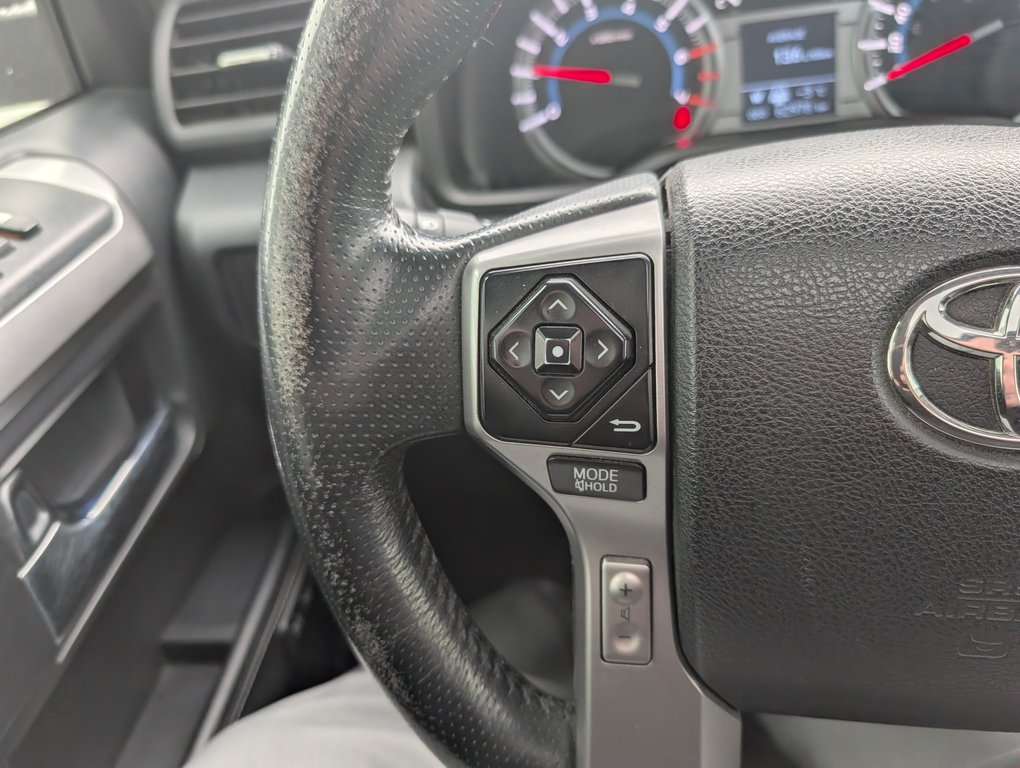 Toyota 4Runner LIMITED AWD 7 PASSAGERS, 2015 à Magog, Québec - 26 - w1024h768px