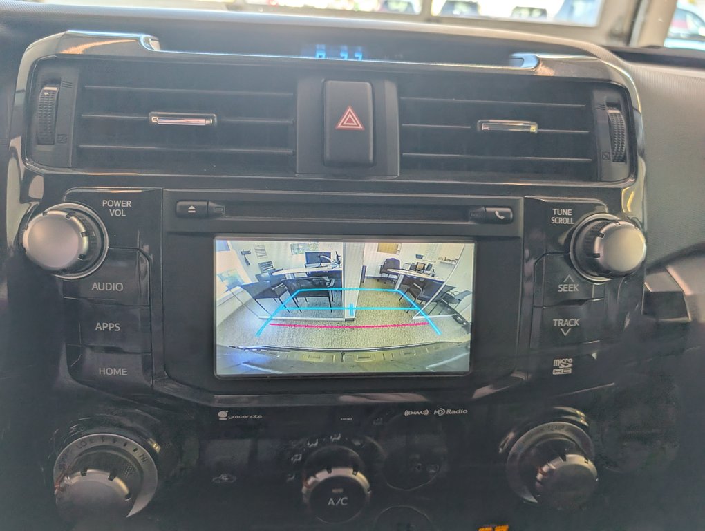 2017 Toyota 4Runner V6 4X4, CUIR, in Magog, Quebec - 25 - w1024h768px