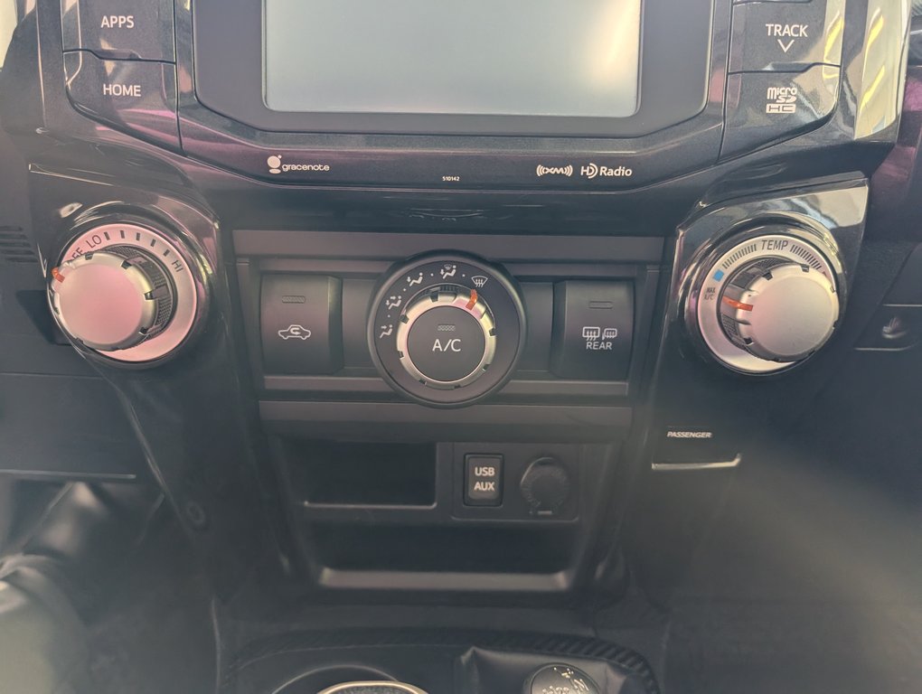2018 Toyota 4Runner TRD PRO  4X4 in Magog, Quebec - 20 - w1024h768px