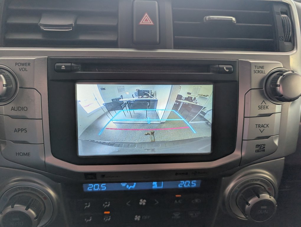 2018 Toyota 4Runner LIMITED AWD in Magog, Quebec - 25 - w1024h768px