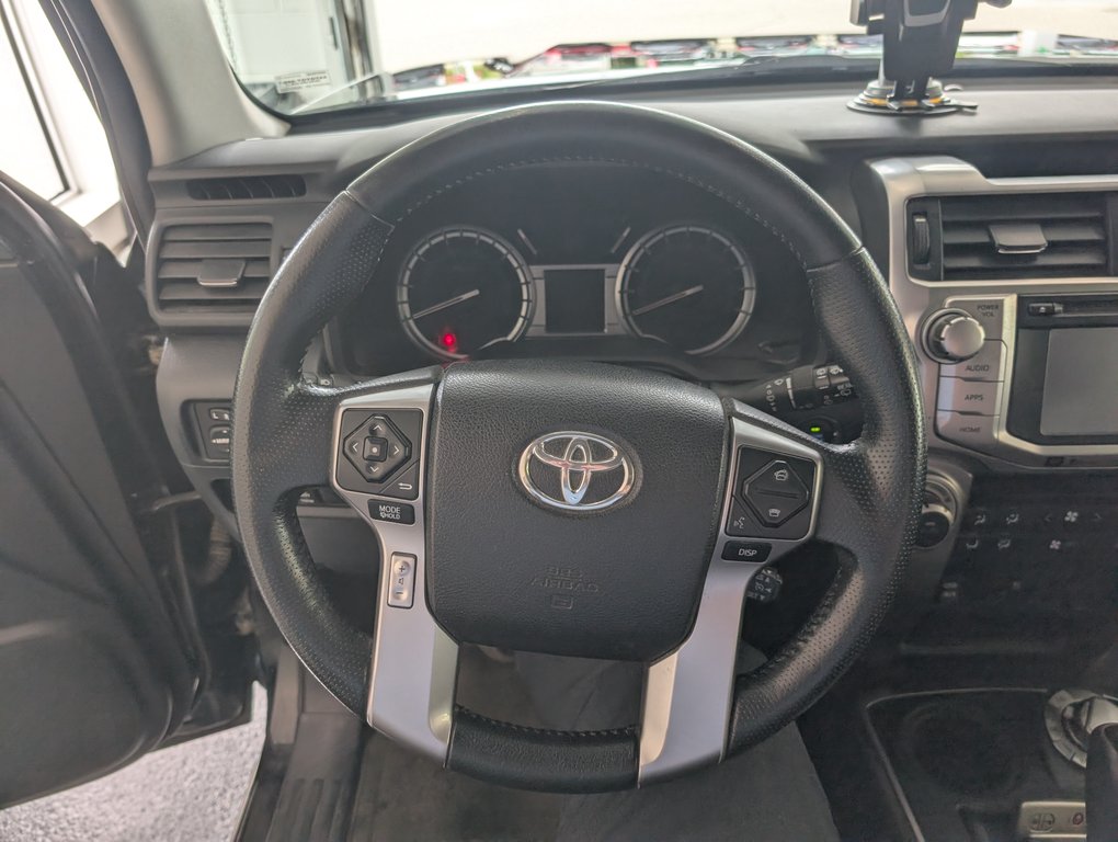 2018 Toyota 4Runner LIMITED AWD in Magog, Quebec - 17 - w1024h768px
