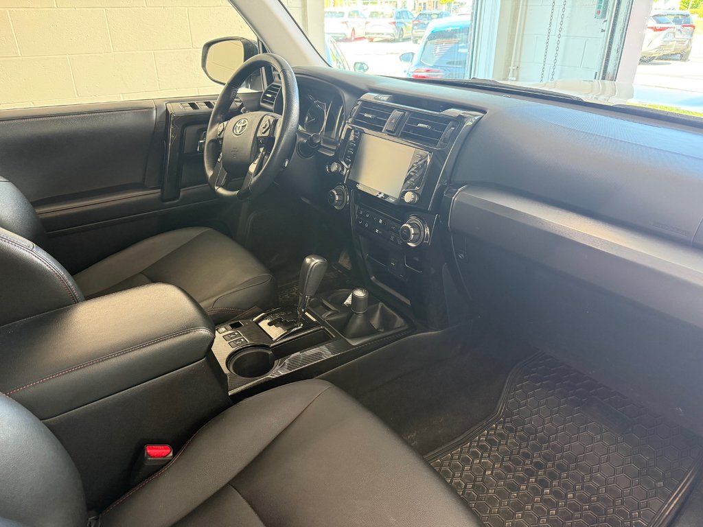 2020 Toyota 4Runner TRD OFF ROAD 4X4, in Magog, Quebec - 9 - w1024h768px