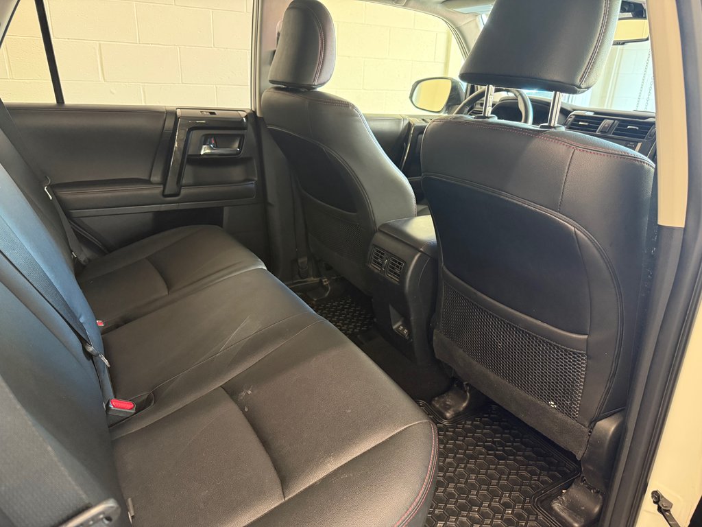2020 Toyota 4Runner TRD OFF ROAD 4X4, in Magog, Quebec - 8 - w1024h768px