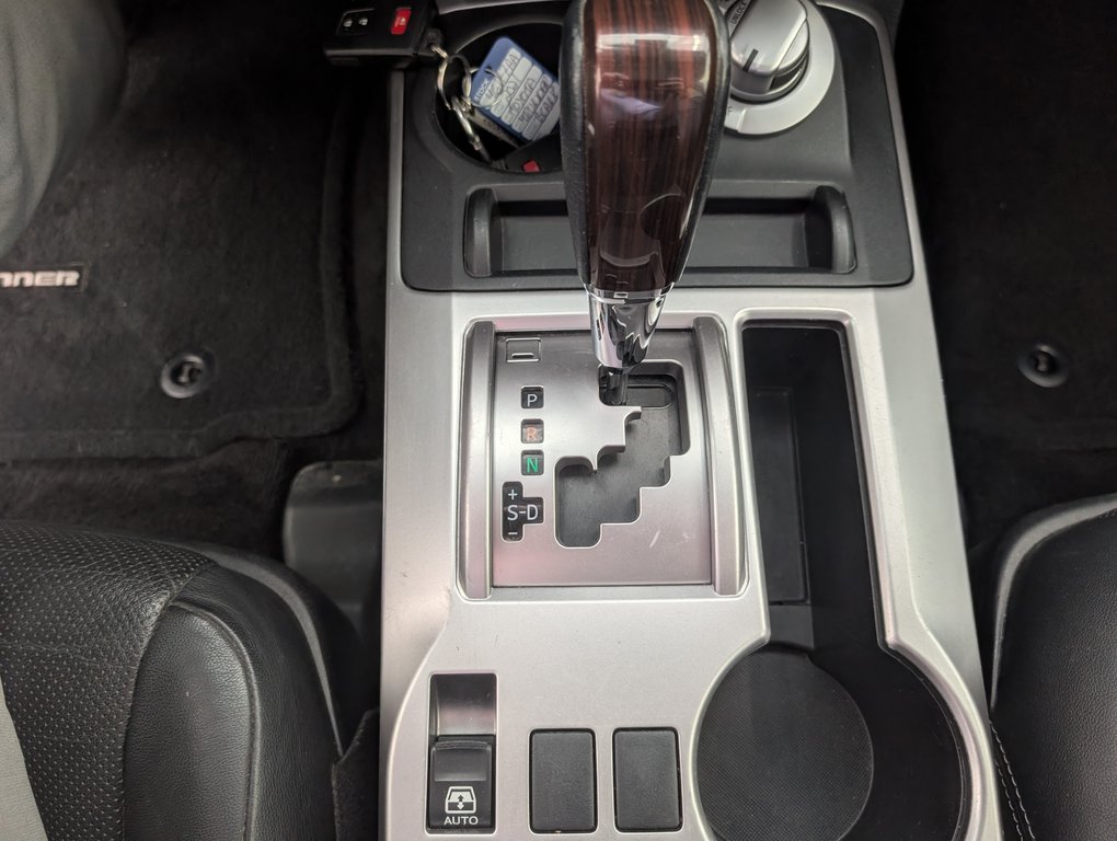 2021 Toyota 4Runner LIMITED AWD, in Magog, Quebec - 15 - w1024h768px
