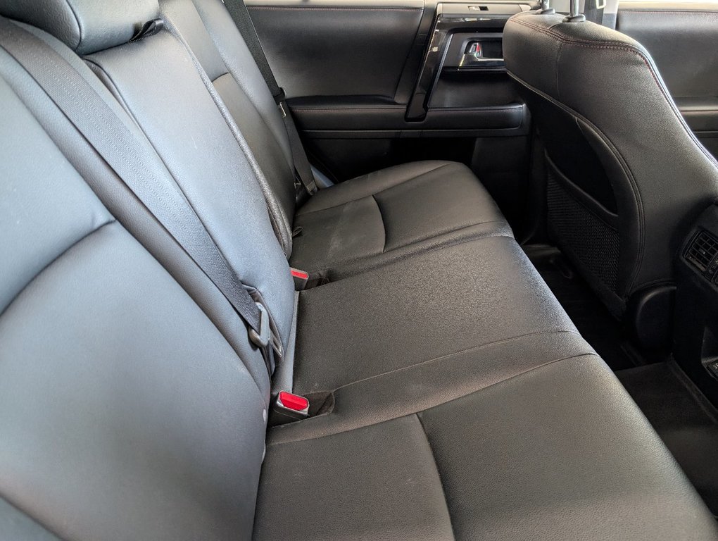 2022 Toyota 4Runner TRD OFF ROAD, 4X4, in Magog, Quebec - 8 - w1024h768px