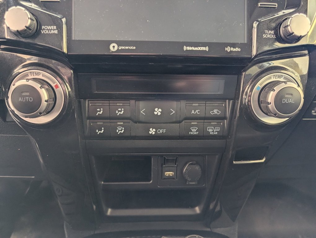 2022 Toyota 4Runner TRD OFF ROAD, 4X4, in Magog, Quebec - 21 - w1024h768px