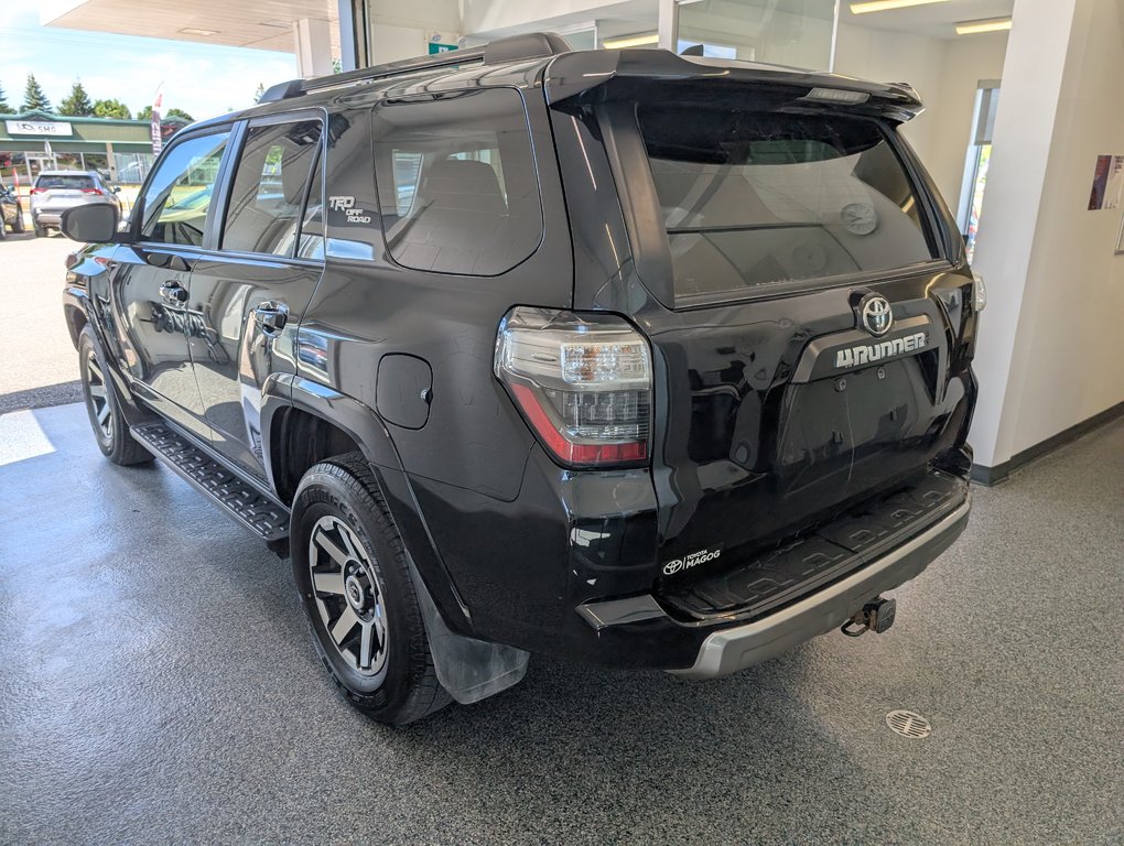 2022 Toyota 4Runner TRD OFF ROAD AWD, in Magog, Quebec - 5 - w1024h768px
