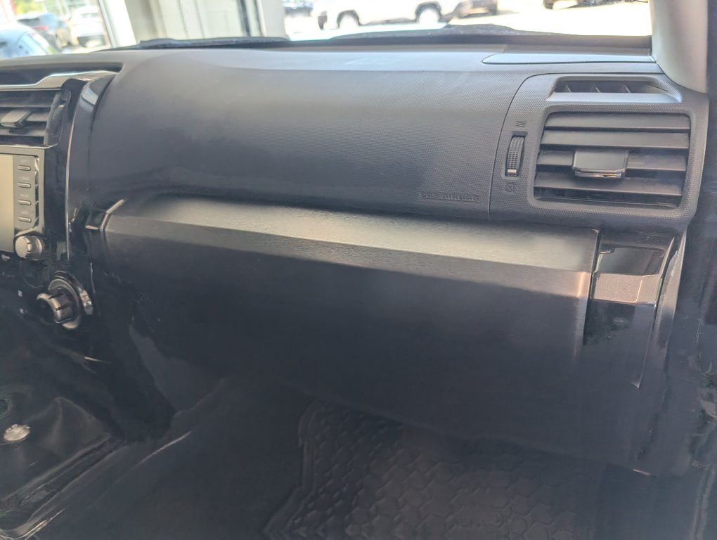 2022 Toyota 4Runner TRD OFF ROAD AWD, in Magog, Quebec - 10 - w1024h768px