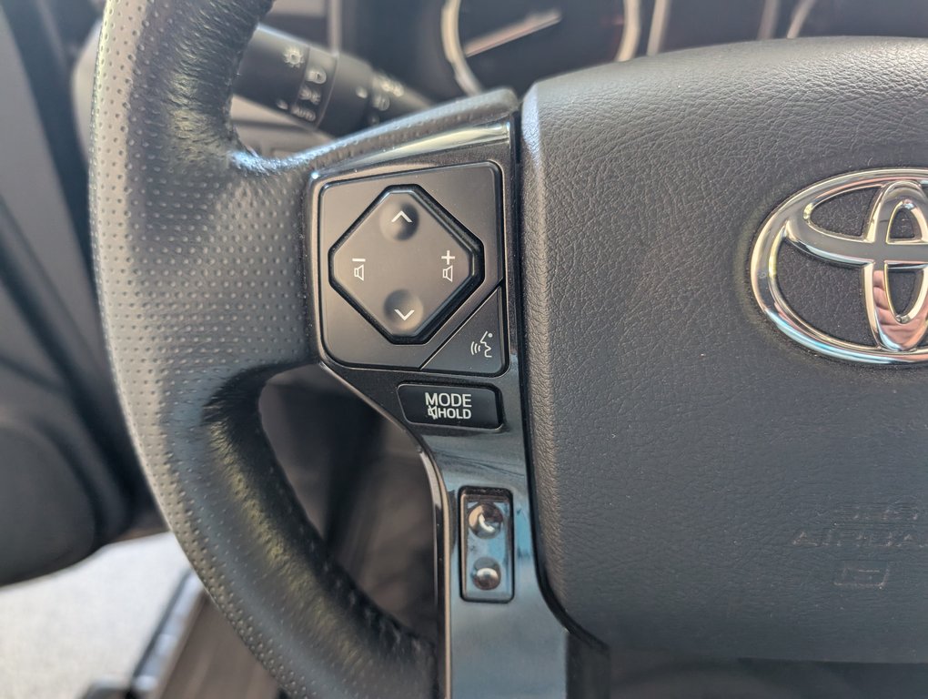 2023 Toyota 4Runner TRD OFF ROAD AWD, in Magog, Quebec - 21 - w1024h768px