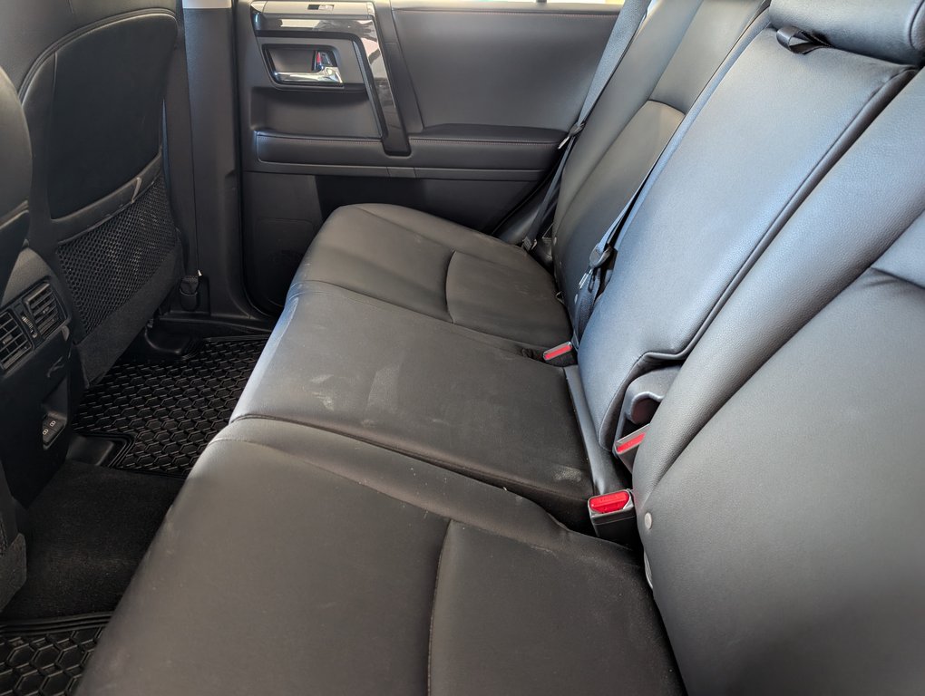 2023 Toyota 4Runner TRD OFF ROAD AWD, in Magog, Quebec - 12 - w1024h768px
