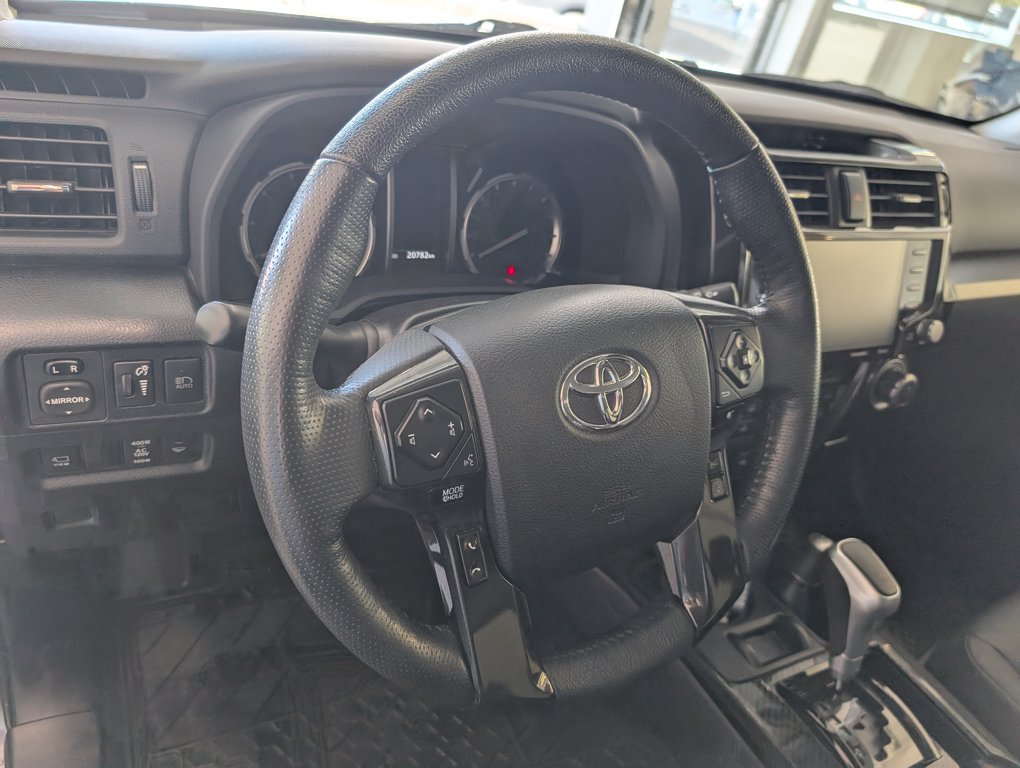 2023 Toyota 4Runner TRD OFF ROAD AWD, in Magog, Quebec - 14 - w1024h768px
