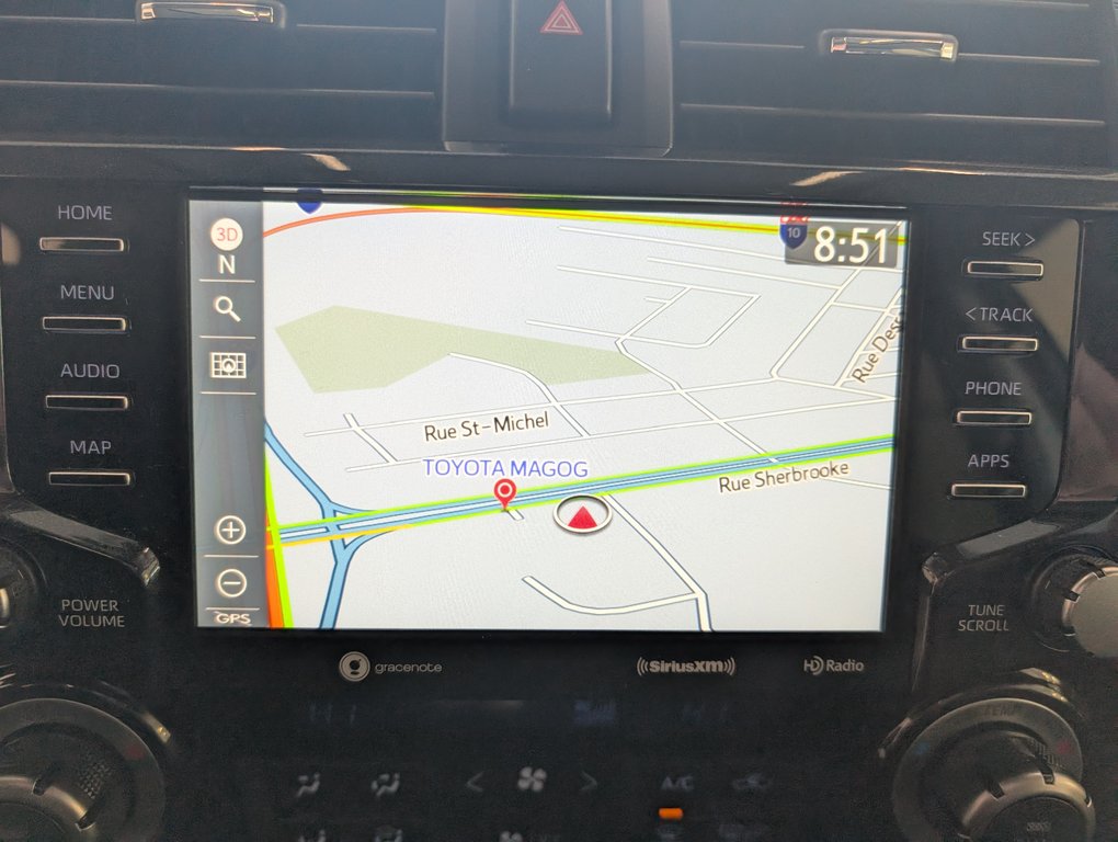 Toyota 4Runner TRD OFF ROAD. 2023 à Magog, Québec - 24 - w1024h768px