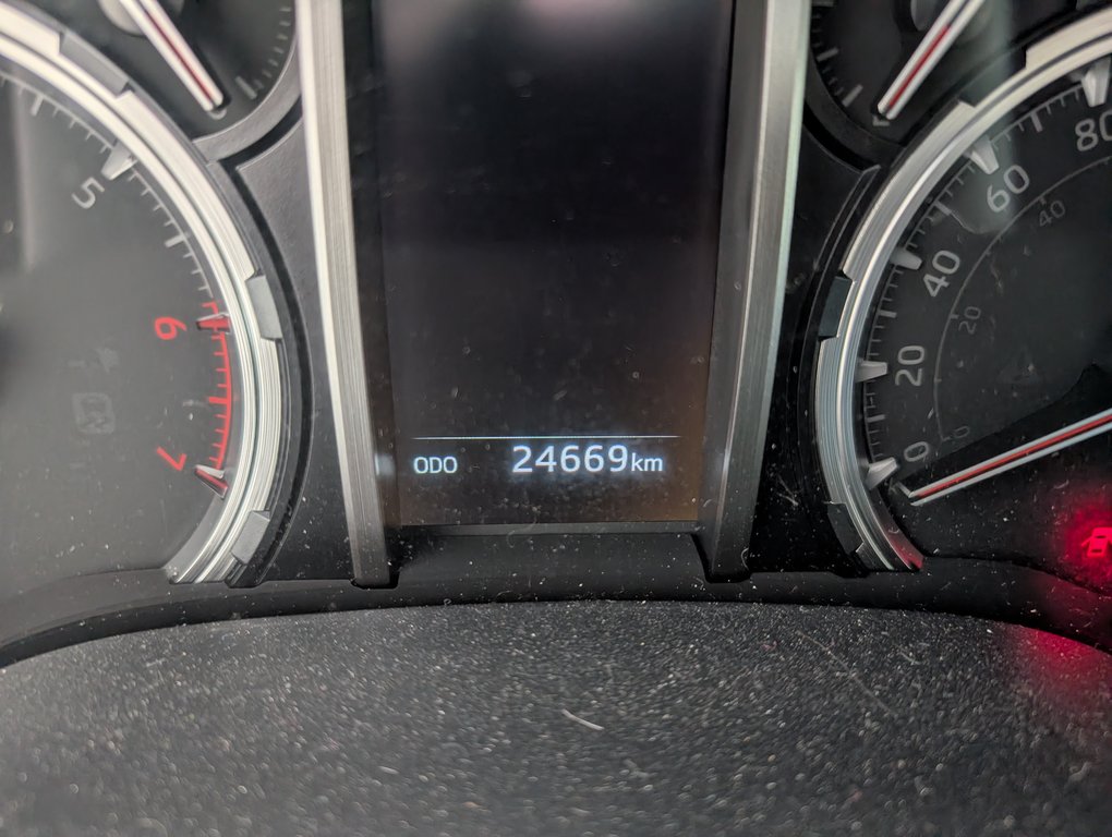 Toyota 4Runner TRD OFF ROAD. 2023 à Magog, Québec - 25 - w1024h768px