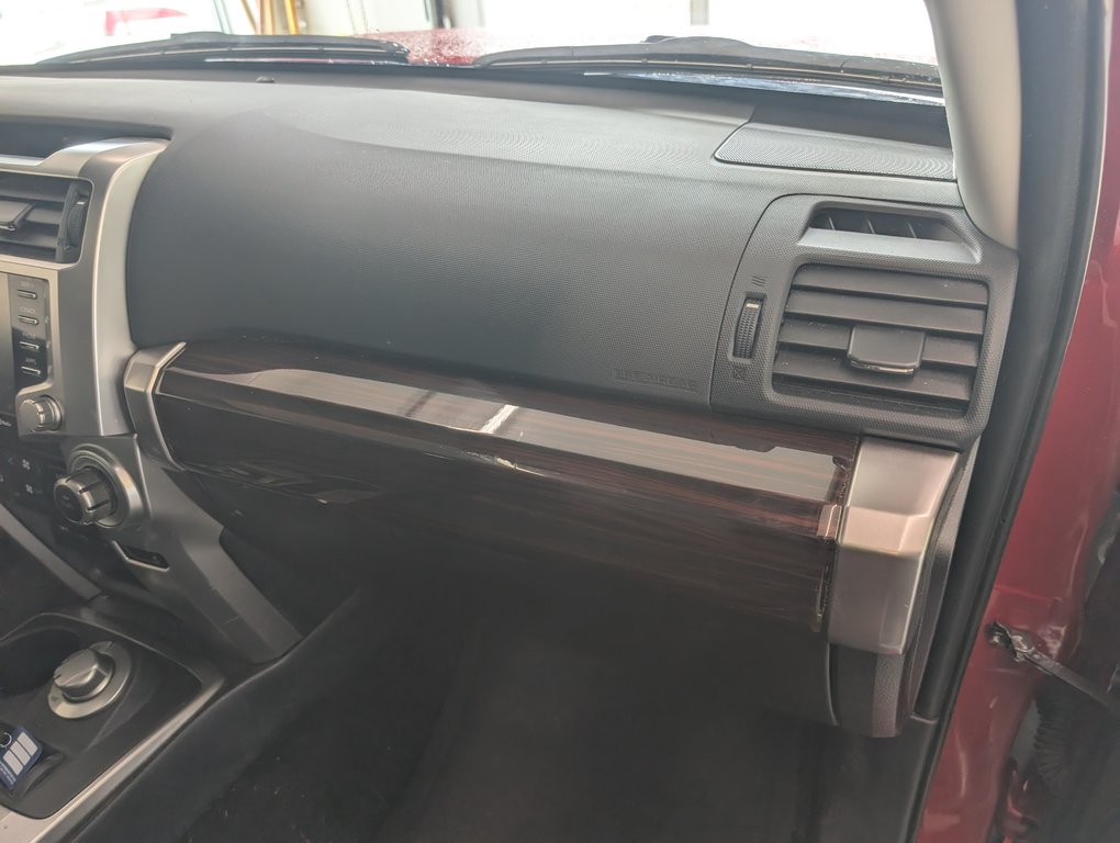 Toyota 4Runner LIMITED, GARANTIE JUSQU EN 2028, 2023 à Magog, Québec - 8 - w1024h768px