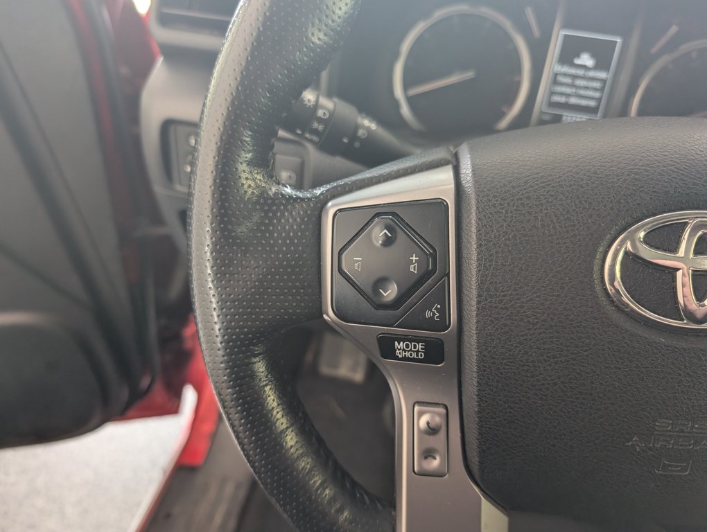 Toyota 4Runner LIMITED, GARANTIE JUSQU EN 2028, 2023 à Magog, Québec - 18 - w1024h768px