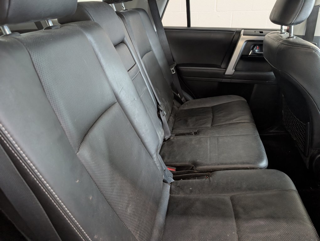 Toyota 4Runner LIMITED, GARANTIE JUSQU EN 2028, 2023 à Magog, Québec - 6 - w1024h768px