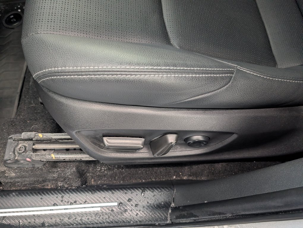 Toyota bZ4X XLE AWD TECHNOLOGIE, 2023 à Magog, Québec - 13 - w1024h768px