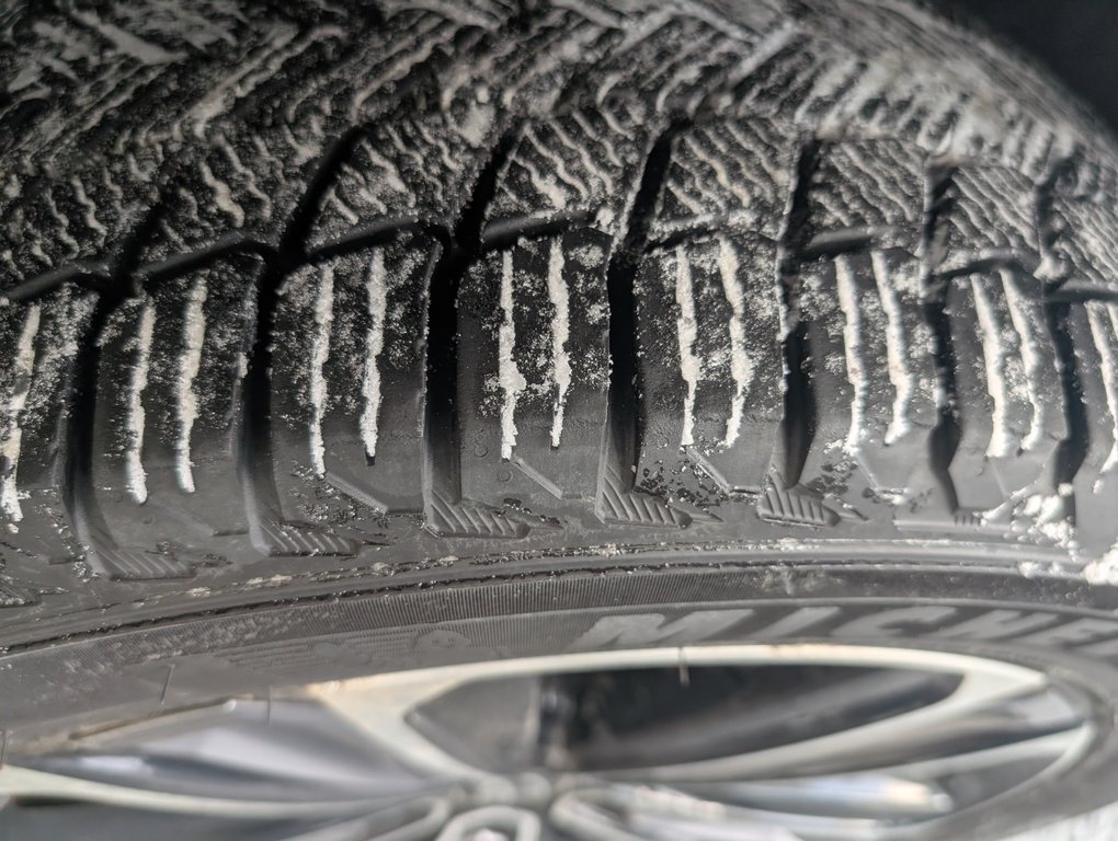 Toyota bZ4X XLE AWD TECHNOLOGIE, 2023 à Magog, Québec - 21 - w1024h768px