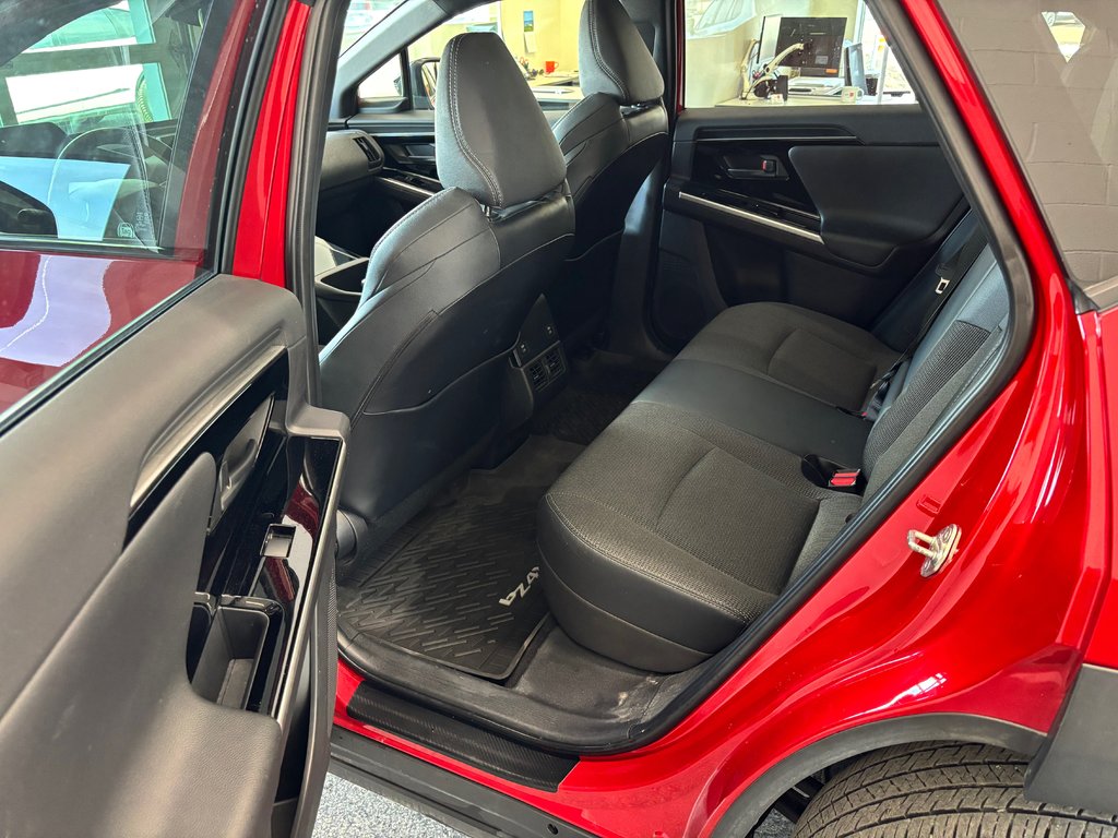 2023 Toyota bZ4X XLE AWD in Magog, Quebec - 11 - w1024h768px