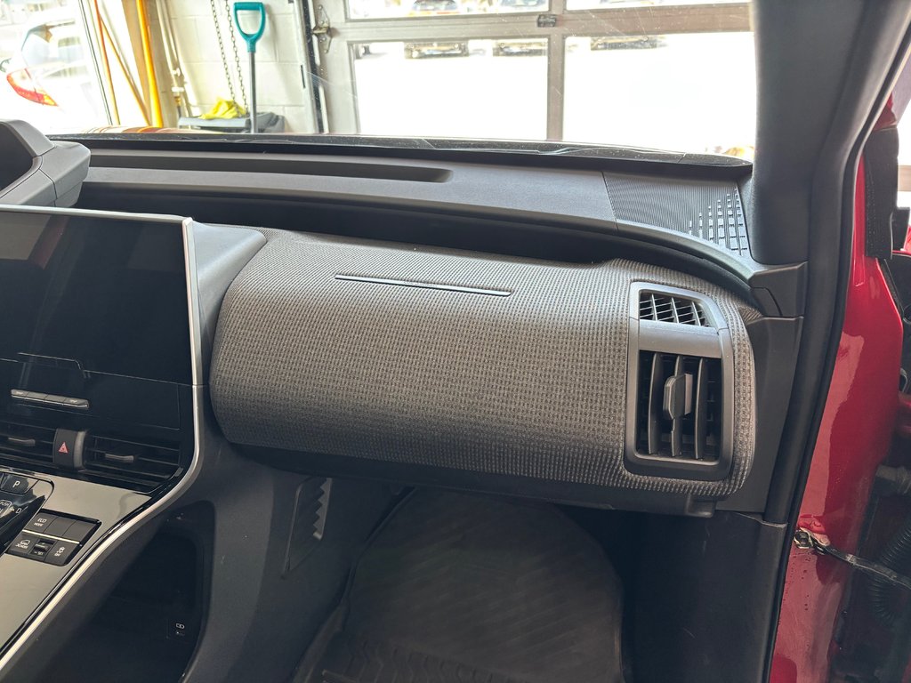 2023 Toyota bZ4X XLE AWD in Magog, Quebec - 10 - w1024h768px