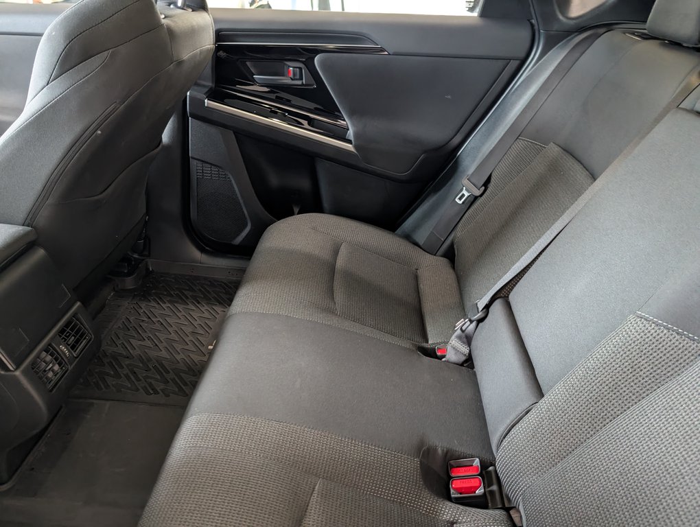 2024 Toyota bZ4X LE in Magog, Quebec - 9 - w1024h768px