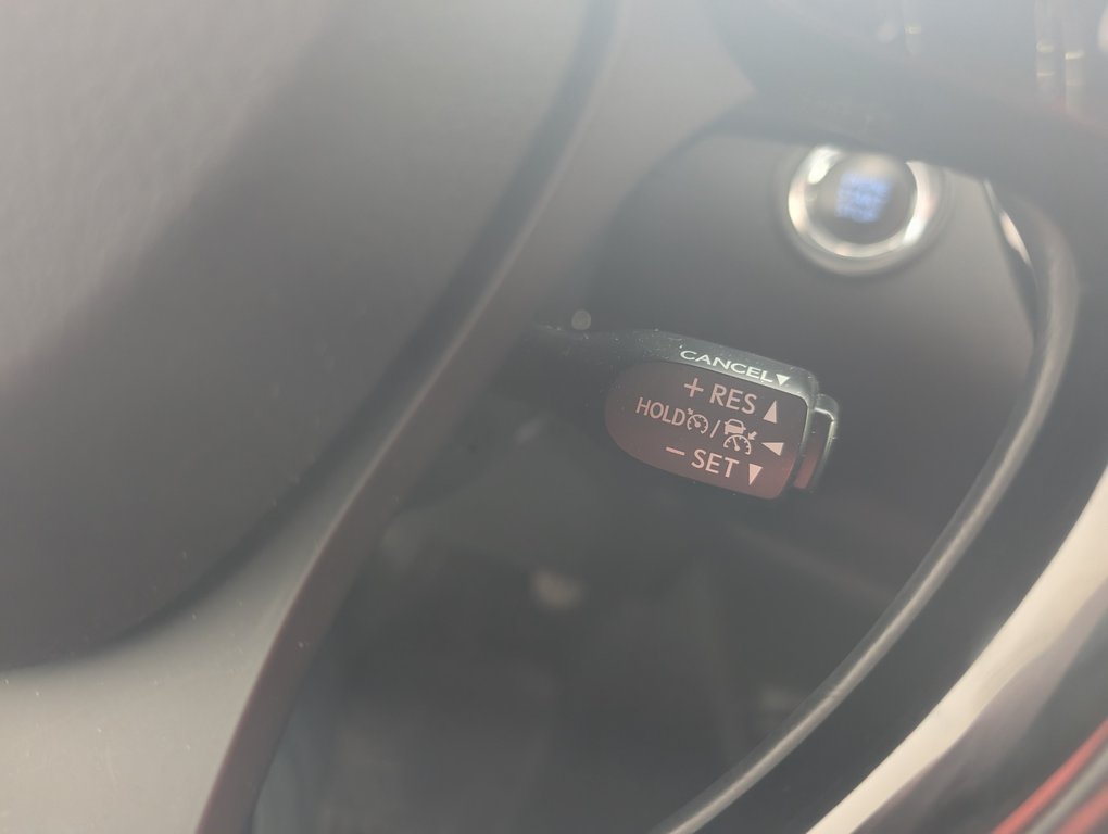 Toyota C-HR  2018 à Magog, Québec - 19 - w1024h768px