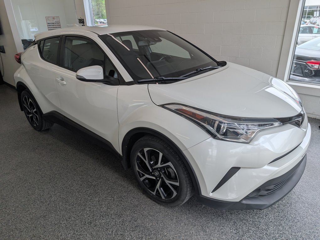 Toyota C-HR  2018 à Magog, Québec - 1 - w1024h768px