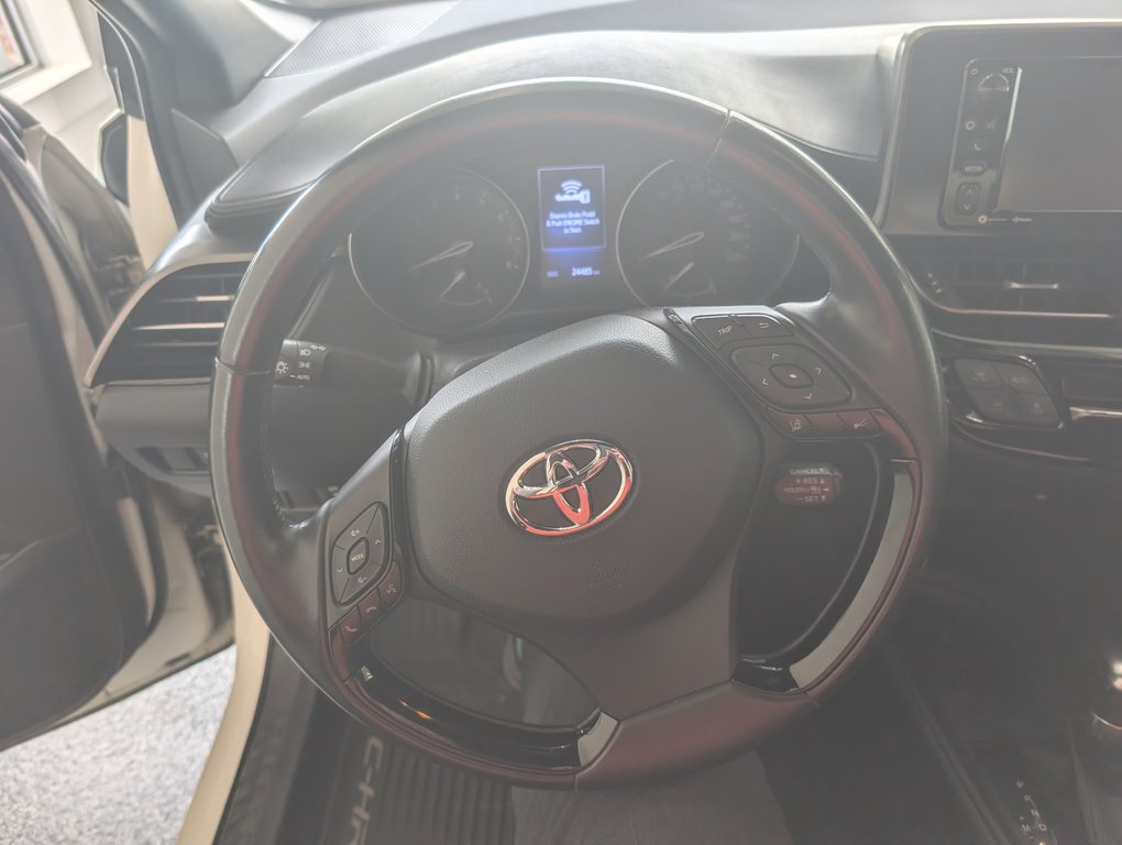 Toyota C-HR  2018 à Magog, Québec - 14 - w1024h768px