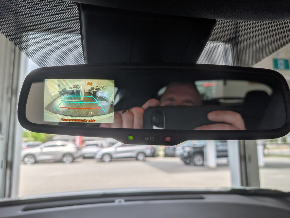 Toyota C-HR  2018 à Magog, Québec - 20 - w1024h768px
