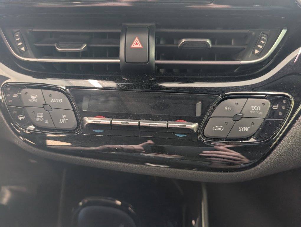 Toyota C-HR LIMITED, CUIR, A/C, 2020 à Magog, Québec - 17 - w1024h768px