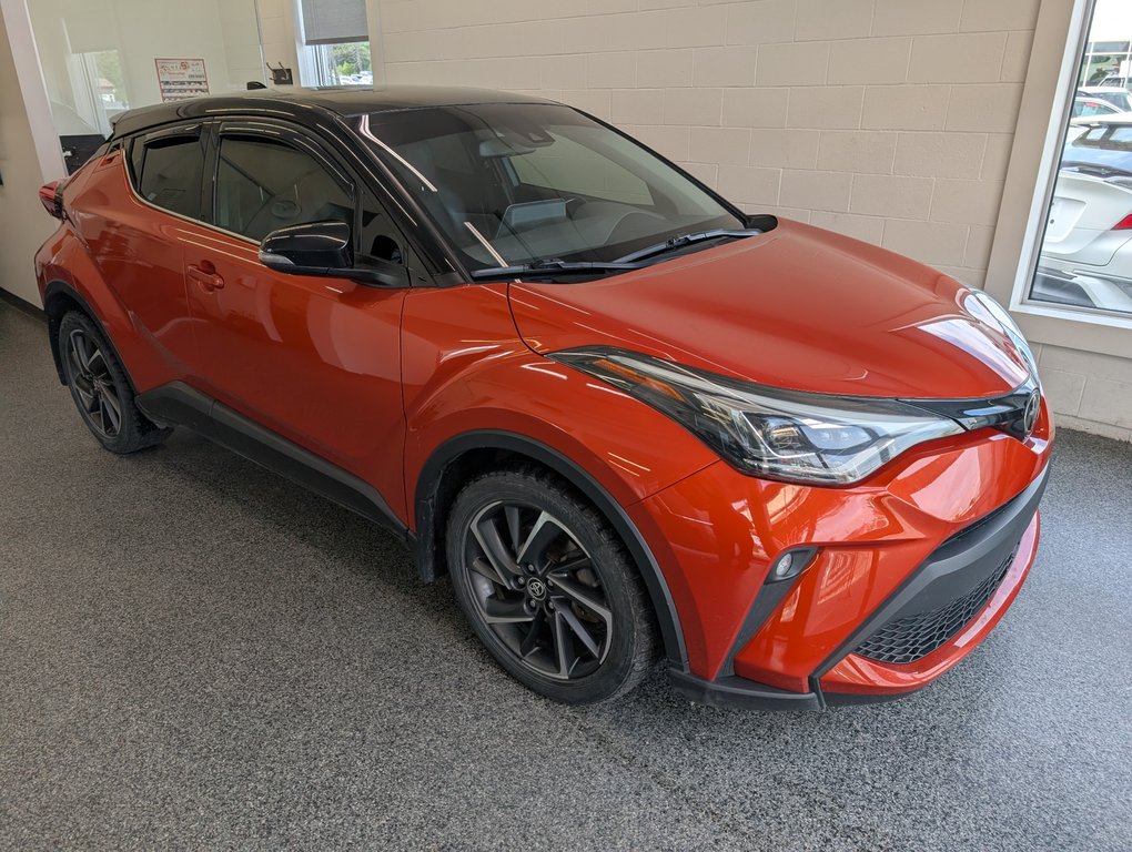 Toyota C-HR LIMITED, CUIR, A/C, 2020 à Magog, Québec - 1 - w1024h768px