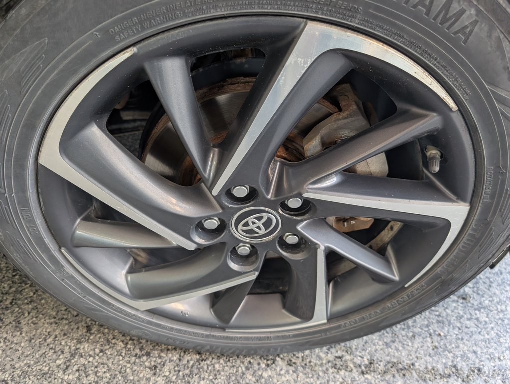 Toyota C-HR LIMITED, CUIR, A/C, 2020 à Magog, Québec - 24 - w1024h768px