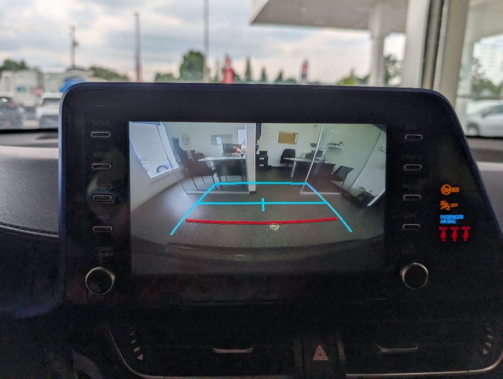 2021 Toyota C-HR XLE PREMIUM in Magog, Quebec - 21 - w1024h768px