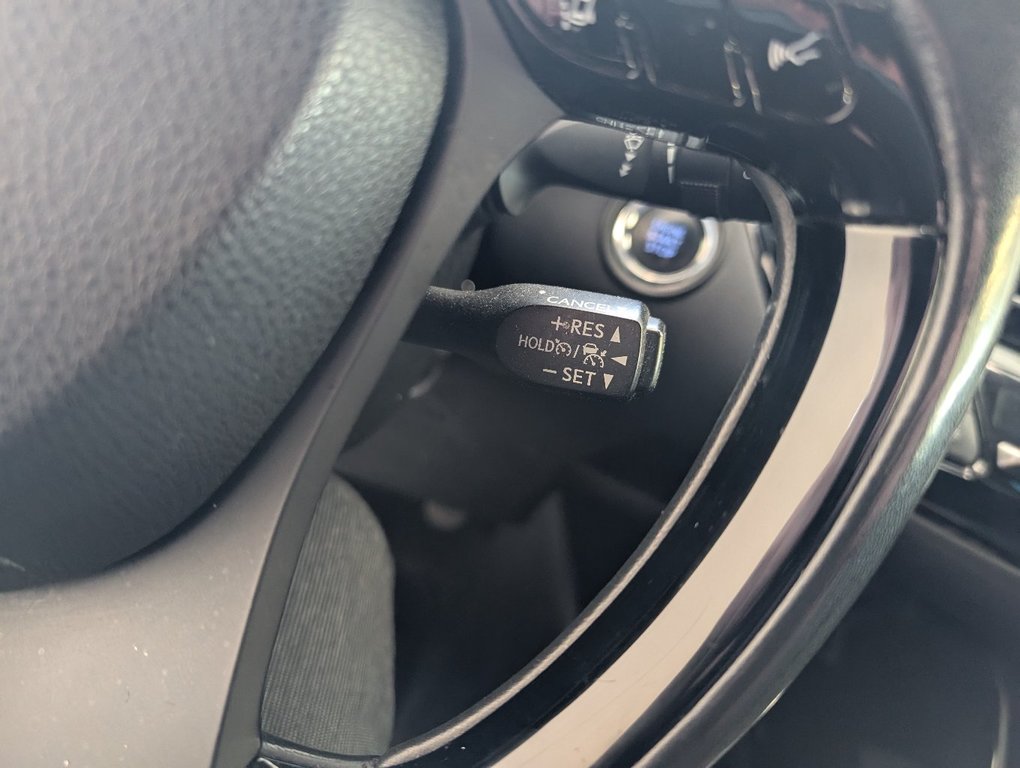 2021 Toyota C-HR XLE PREMIUM, A/C, in Magog, Quebec - 22 - w1024h768px