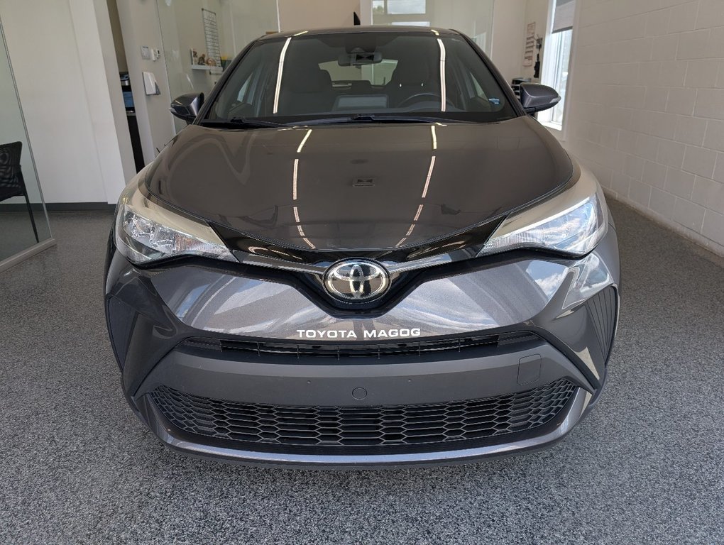 2021 Toyota C-HR XLE PREMIUM, A/C, in Magog, Quebec - 6 - w1024h768px