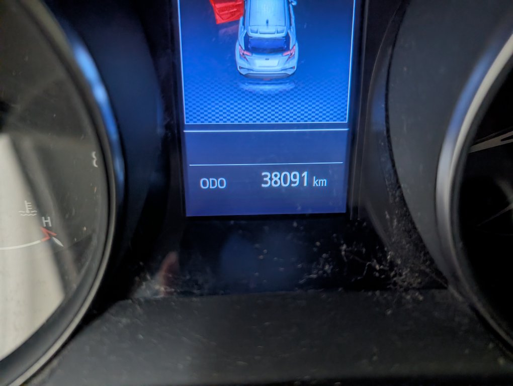 Toyota C-HR LE 2021 à Magog, Québec - 18 - w1024h768px