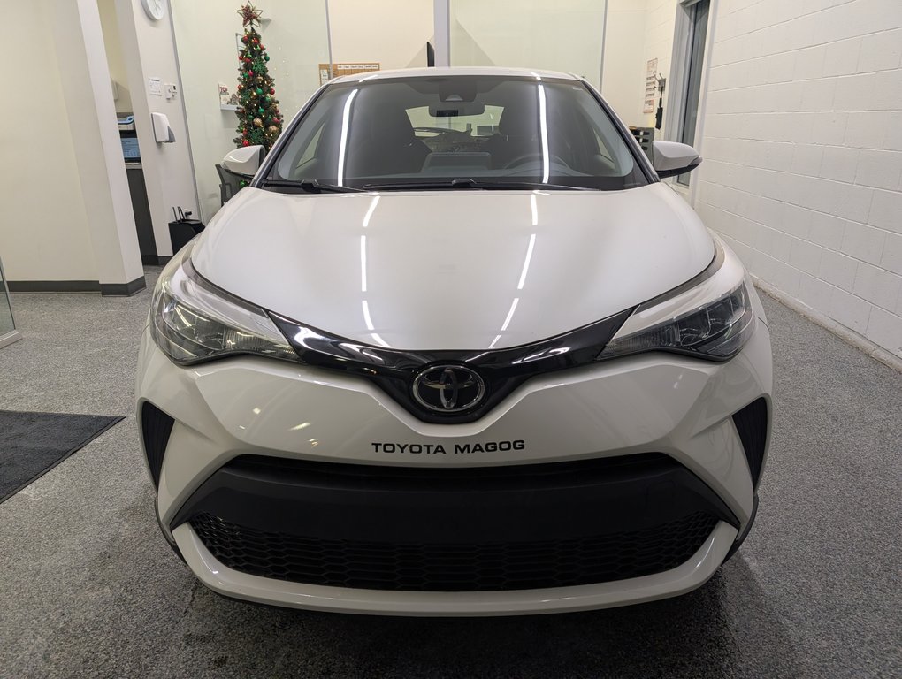 Toyota C-HR LE 2021 à Magog, Québec - 5 - w1024h768px