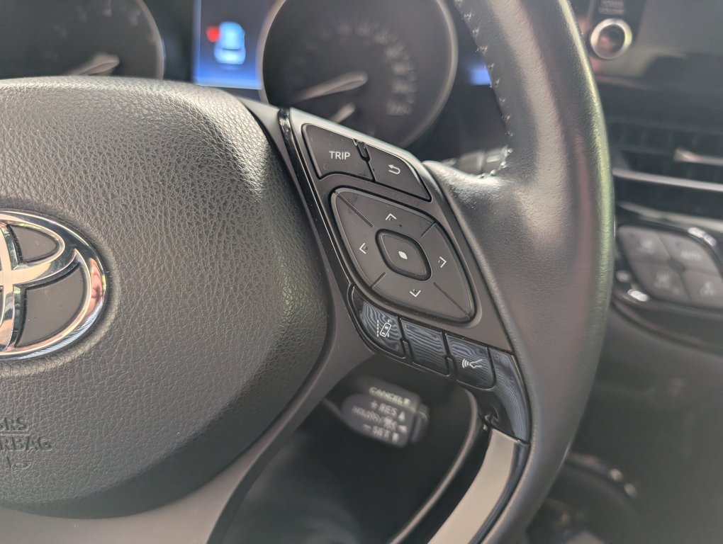 Toyota C-HR  2021 à Magog, Québec - 19 - w1024h768px