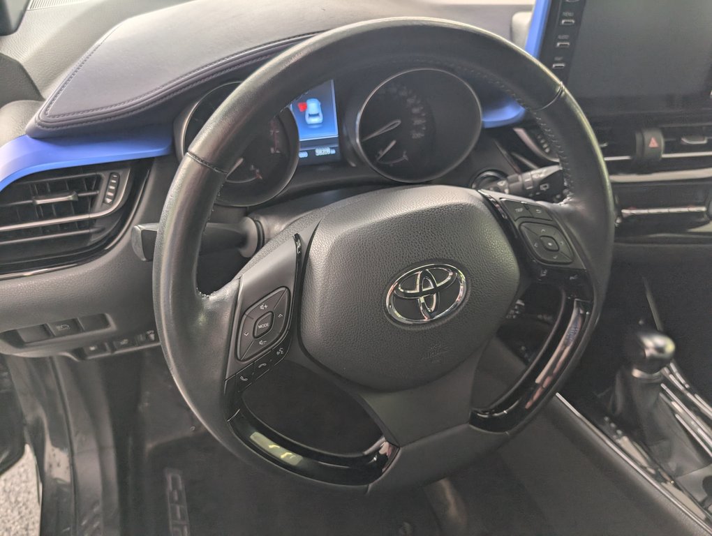 Toyota C-HR  2021 à Magog, Québec - 12 - w1024h768px