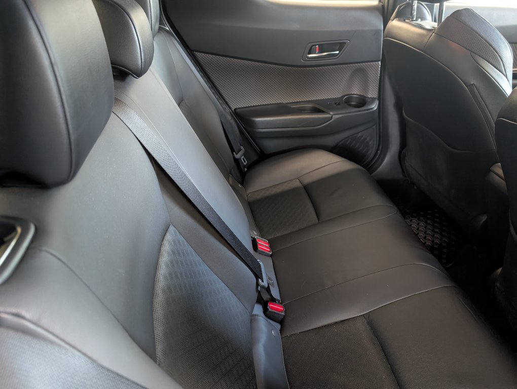 2022 Toyota C-HR Limited FWD, GARANTIE JUSQU EN 2026, in Magog, Quebec - 8 - w1024h768px